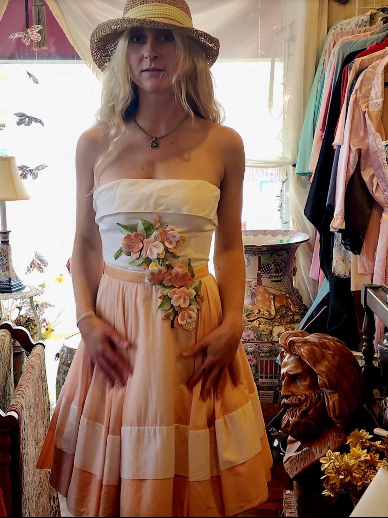 Vintage fashion styling